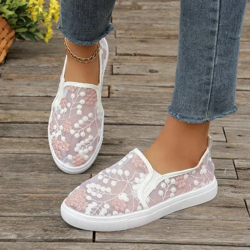 2024 New Women's Sneakers Floral Embroidery Mesh Sneakers for Women Slip on Casual Comfy Heeled Shoes Woman