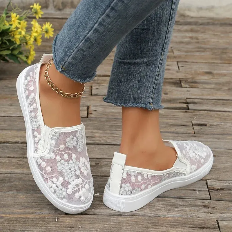 2024 New Women's Sneakers Floral Embroidery Mesh Sneakers for Women Slip on Casual Comfy Heeled Shoes Woman