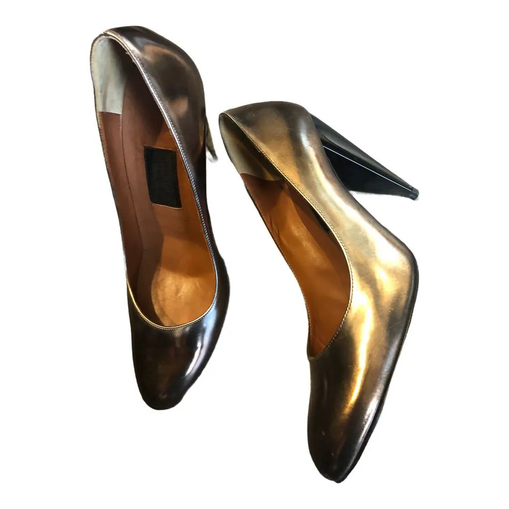 Lanvin copper metalIic pumps NEW