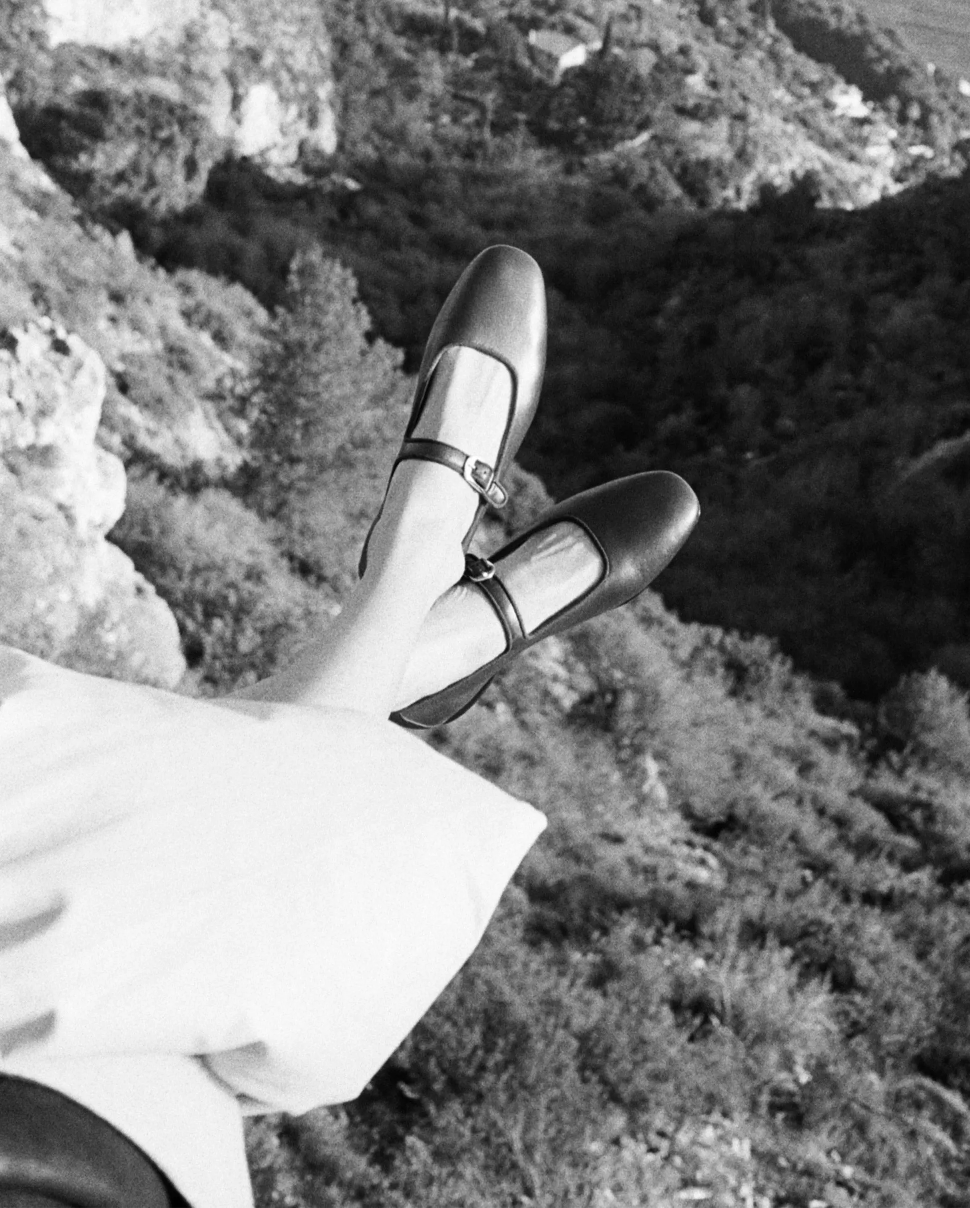 MARY JANE FLATS / BLACK LEATHER