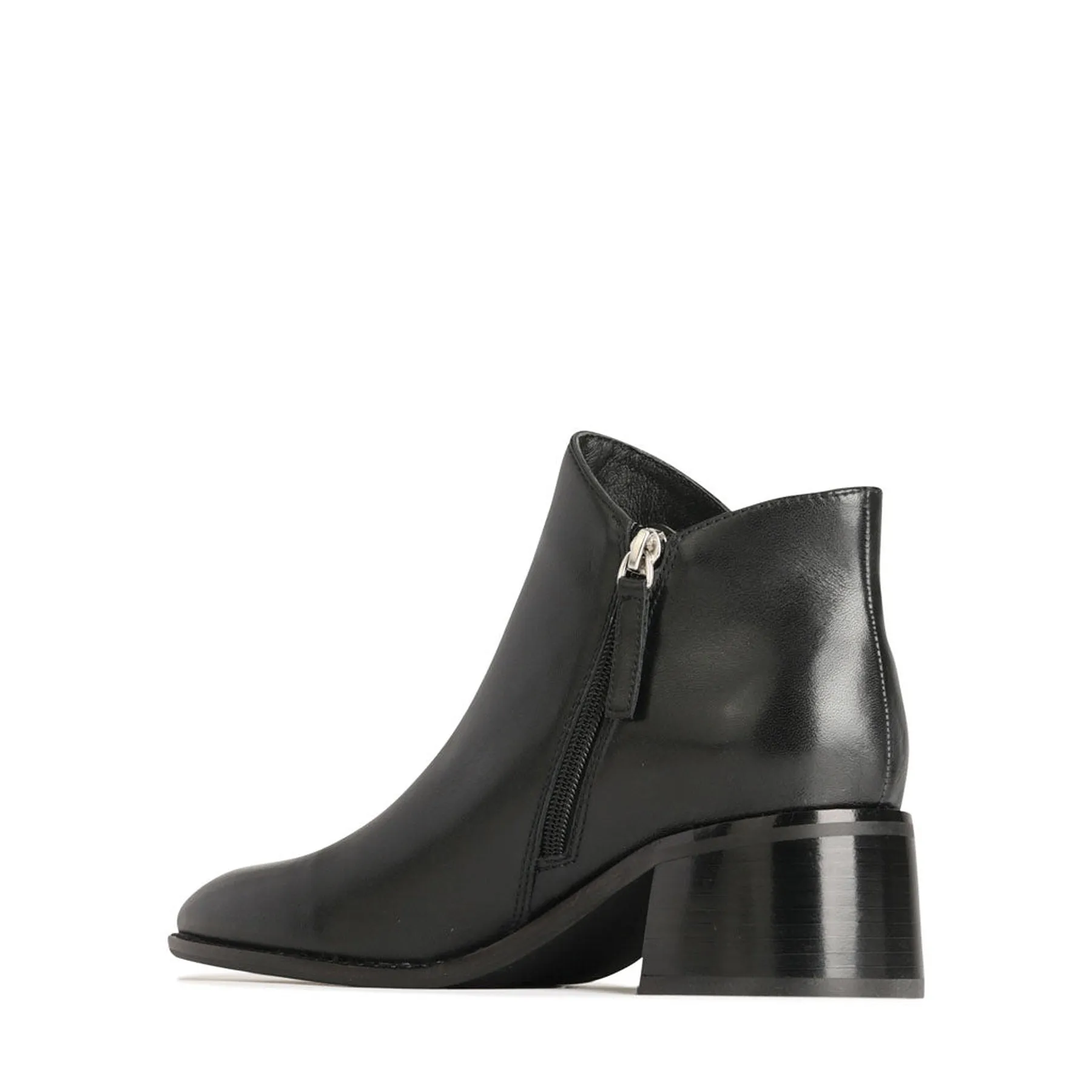 WYLIE LEATHER ANKLE BOOTS